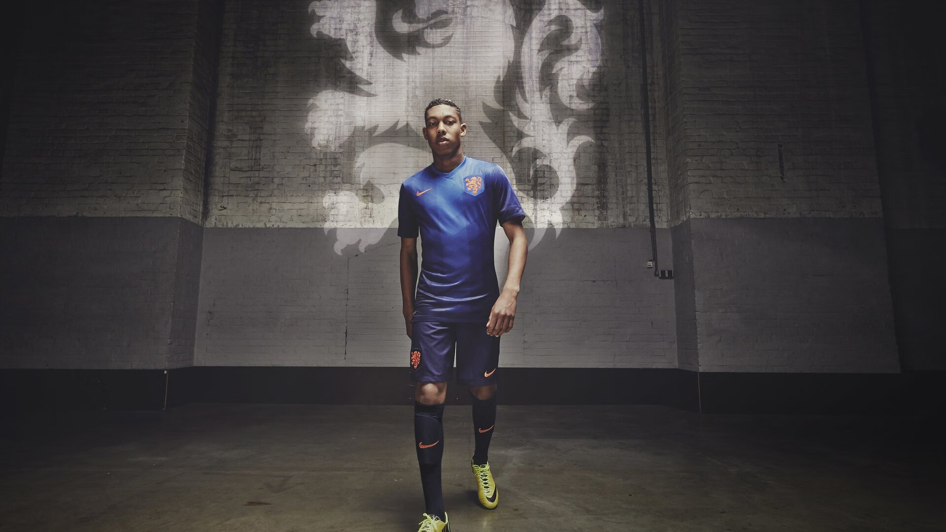 自由搏击教练参与校园自卫课程开发,学校自由搏击