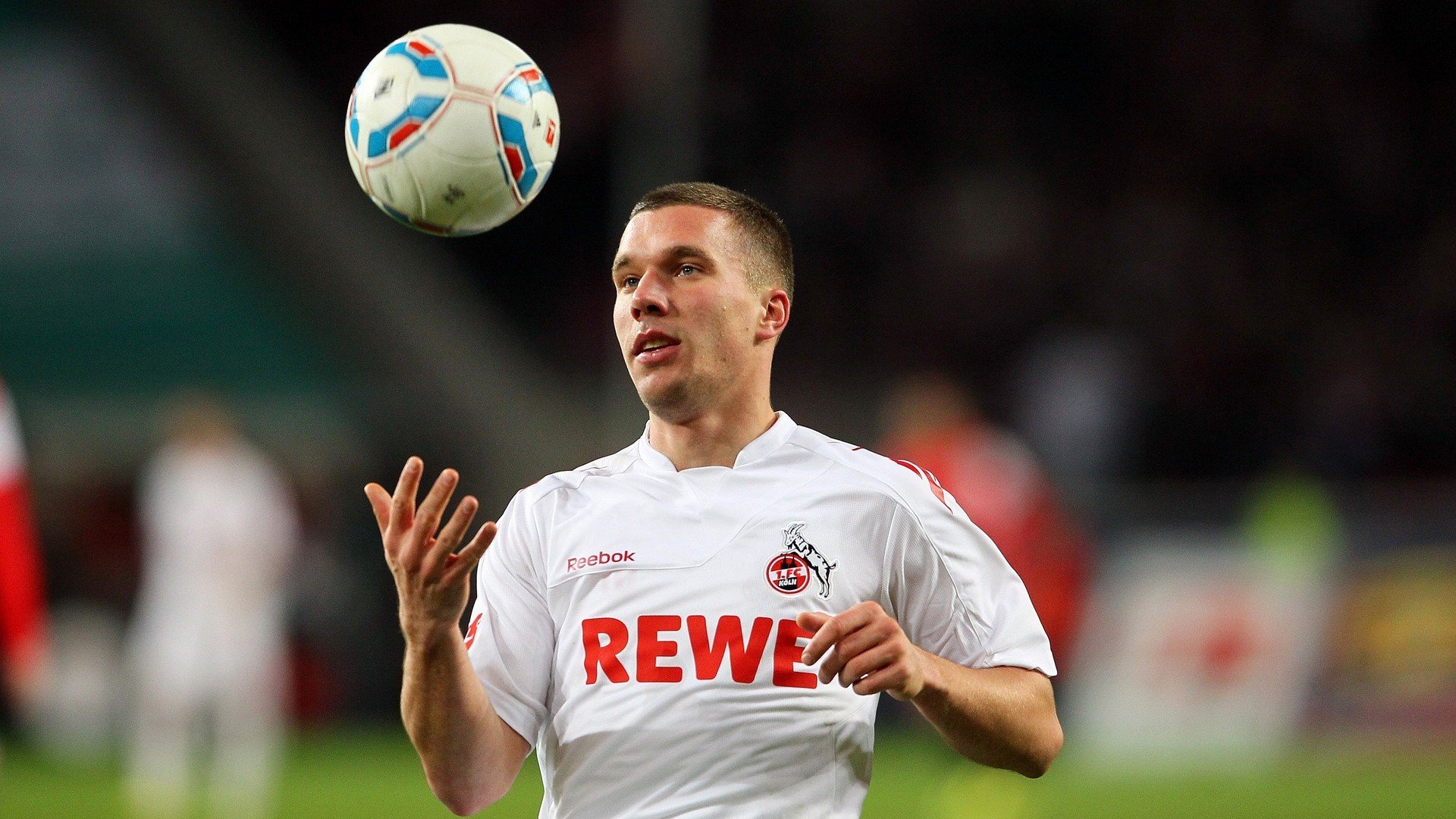 “胡利安·门德斯：阿根廷美洲狮队的新希望，未来依赖他的进攻”