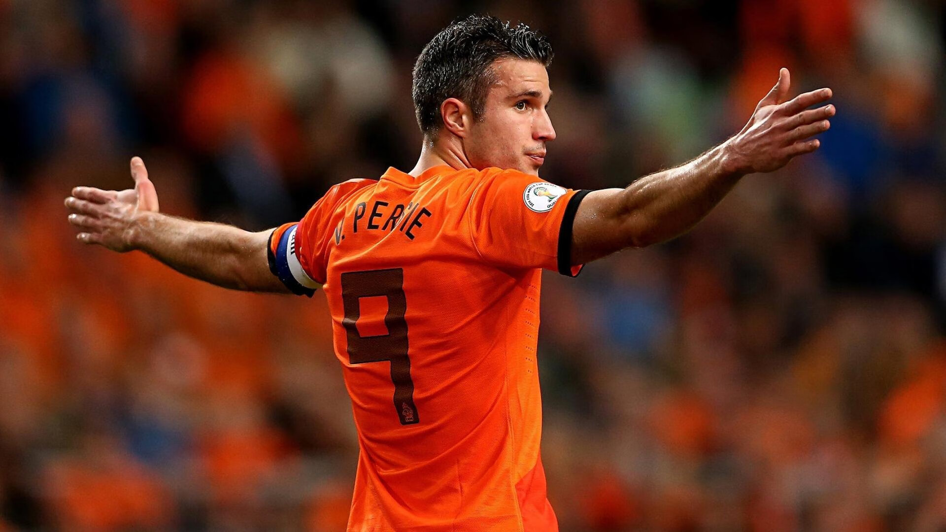 星空体育官网下载-德甲激烈争夺：场面火爆震撼全场，德甲比赛集锦