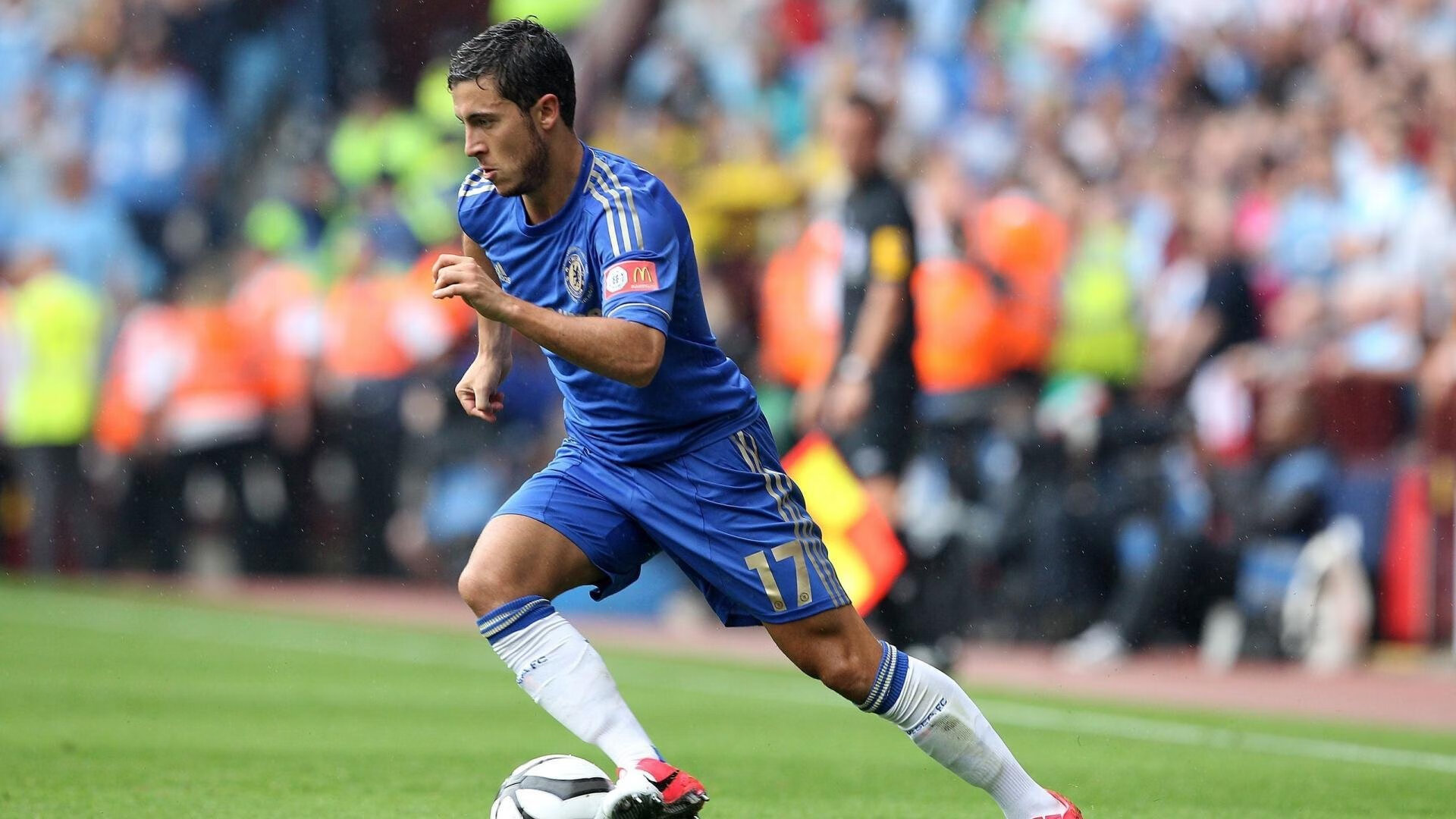 《虚拟现实(VR)或引领电竞行业新潮流,行业专家最新分析》,虚拟现实vr技术,简单说是让人进入一个虚拟环境